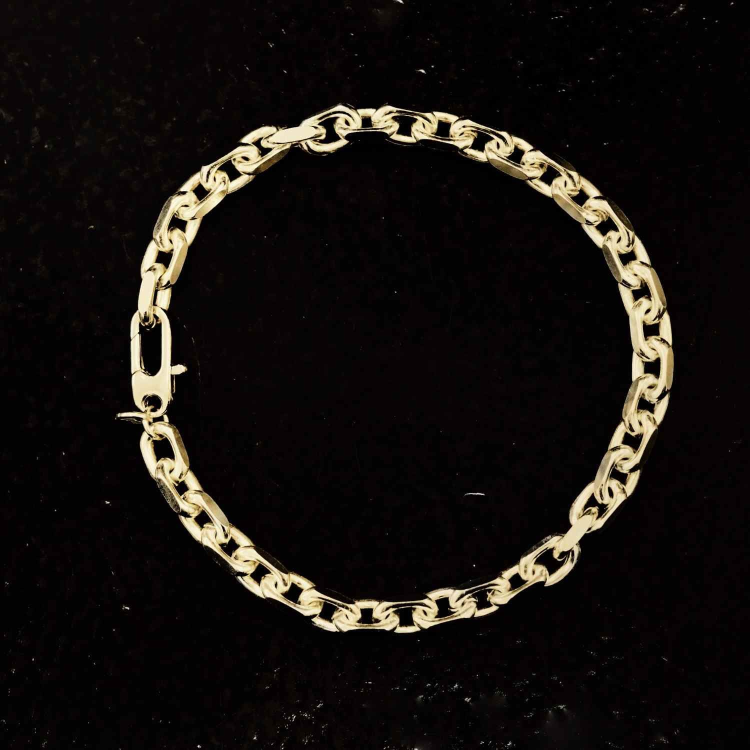 EVELYNE-M BAGUETTE | Classic Chunky - Bracelet - Gold