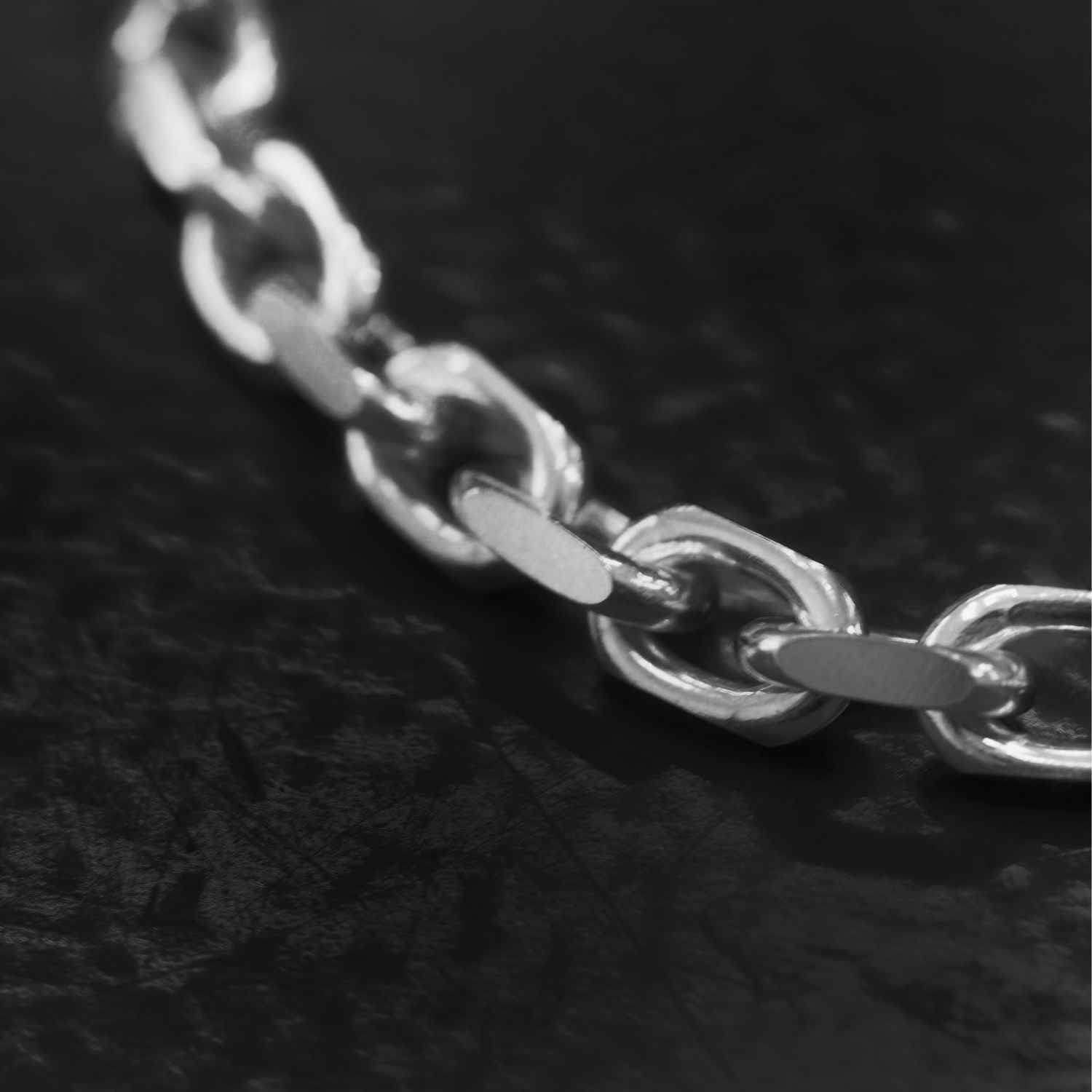 EVELYNE-M BAGUETTE | Classic Chunky - Bracelet - Silver