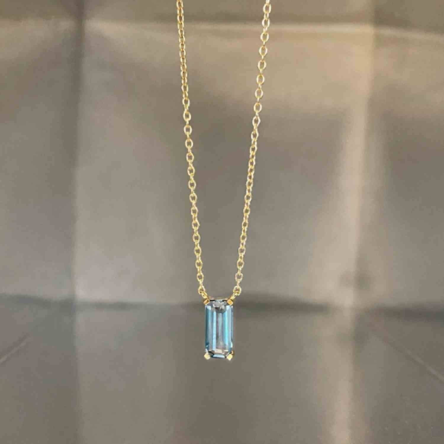 EVELYNE-M 43-48cm BAGUETTE | Dark Teal Sapphire - Necklace - 18 Karat Gold (LIMITED EDITION)