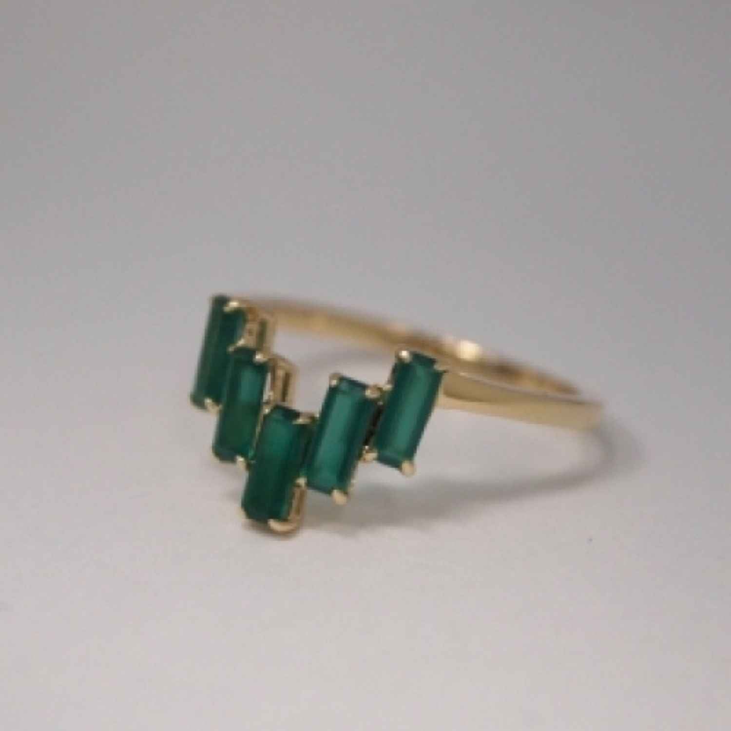 EVELYNE-M BAGUETTE | Green Onyx Five - Ring - 18 Karat Gold