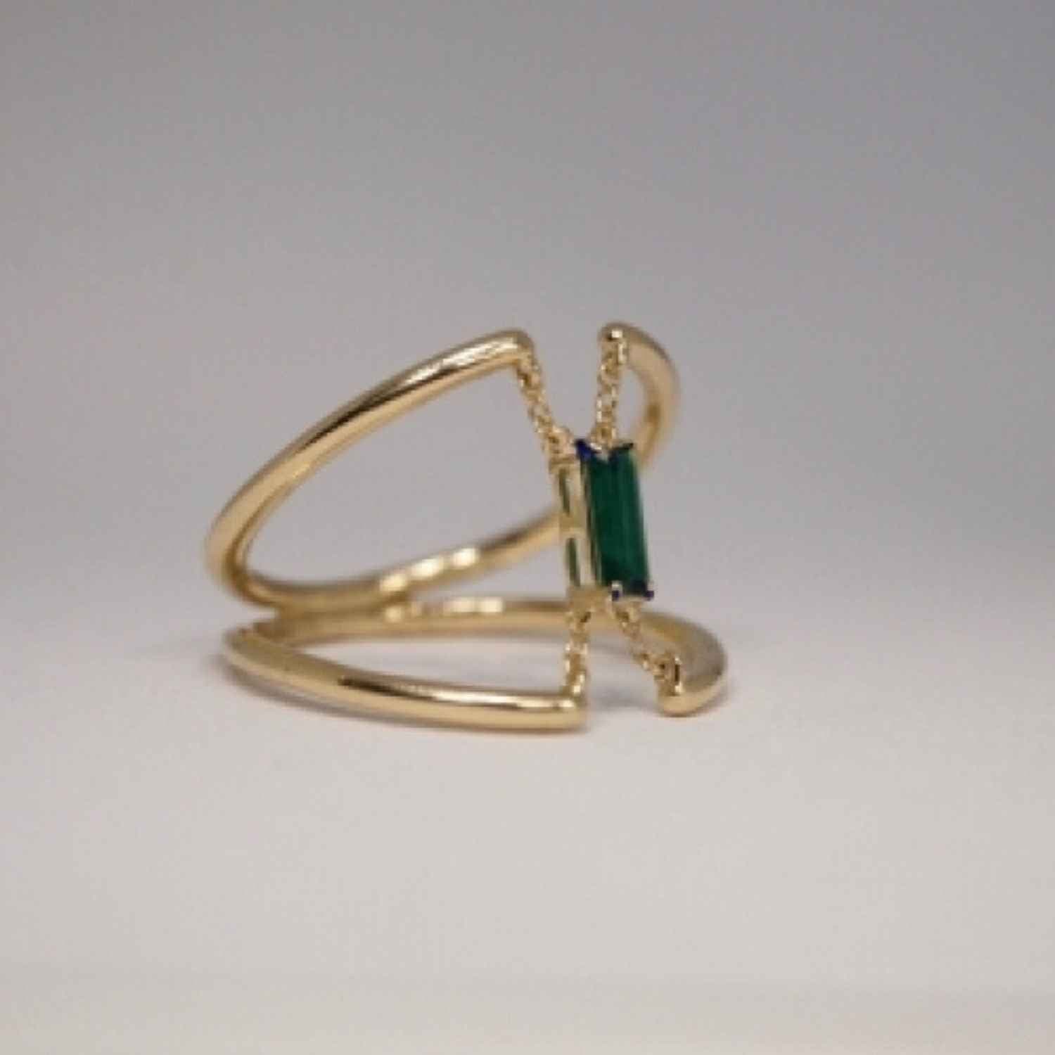 EVELYNE-M BAGUETTE | Green Onyx Trapeze - Ring - 18 Karat Gold