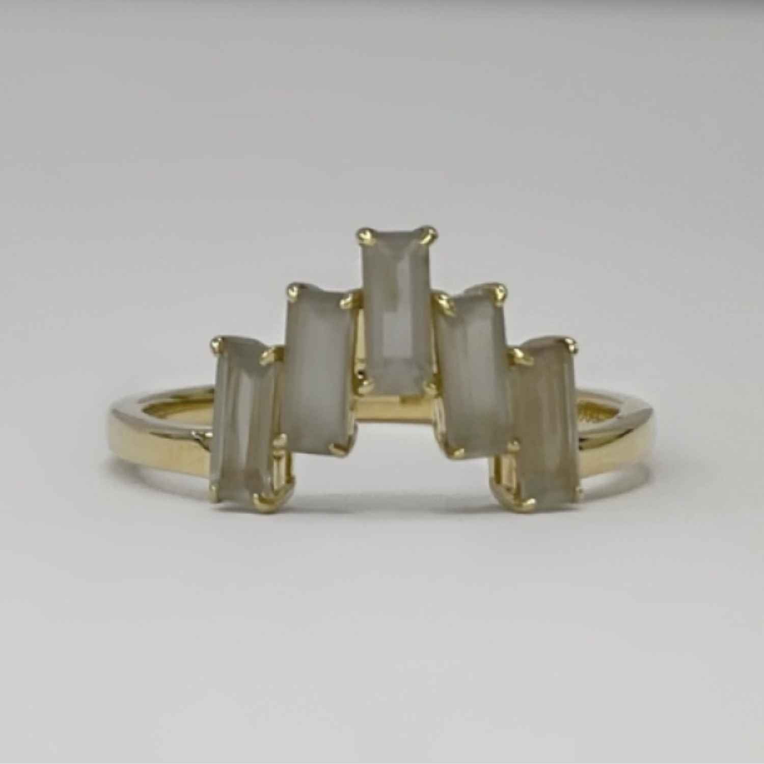EVELYNE-M BAGUETTE | Grey Moonstone Five - Ring - 18 Karat Gold