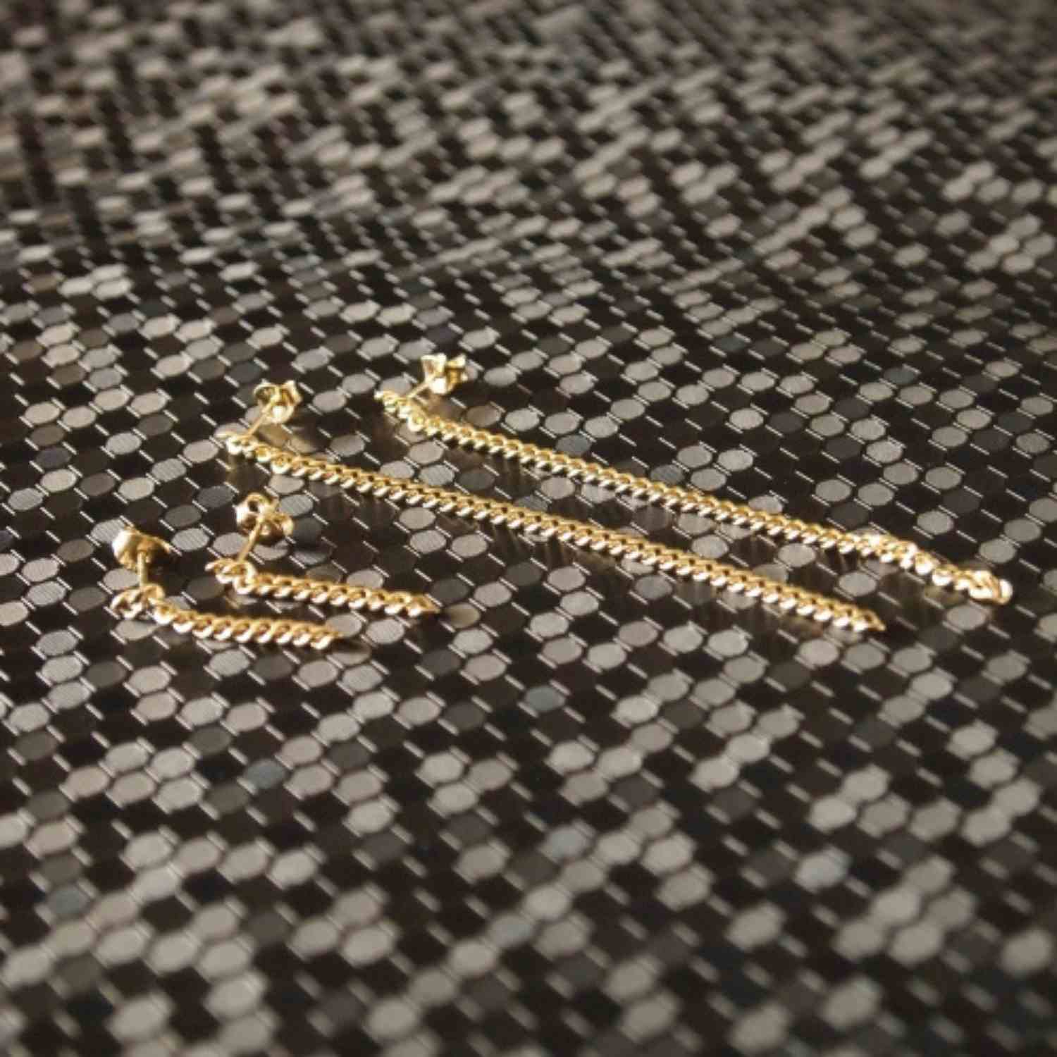 EVELYNE-M CURB | Classic Maxi - Stud Earring - Gold