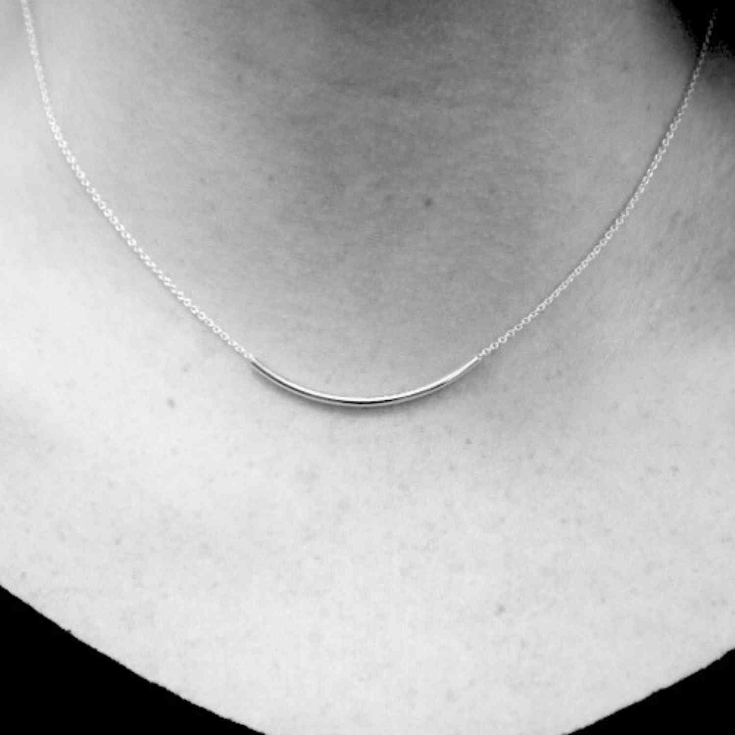 EVELYNE-M CURVACEOUS | Curva Big - Necklace - Gold
