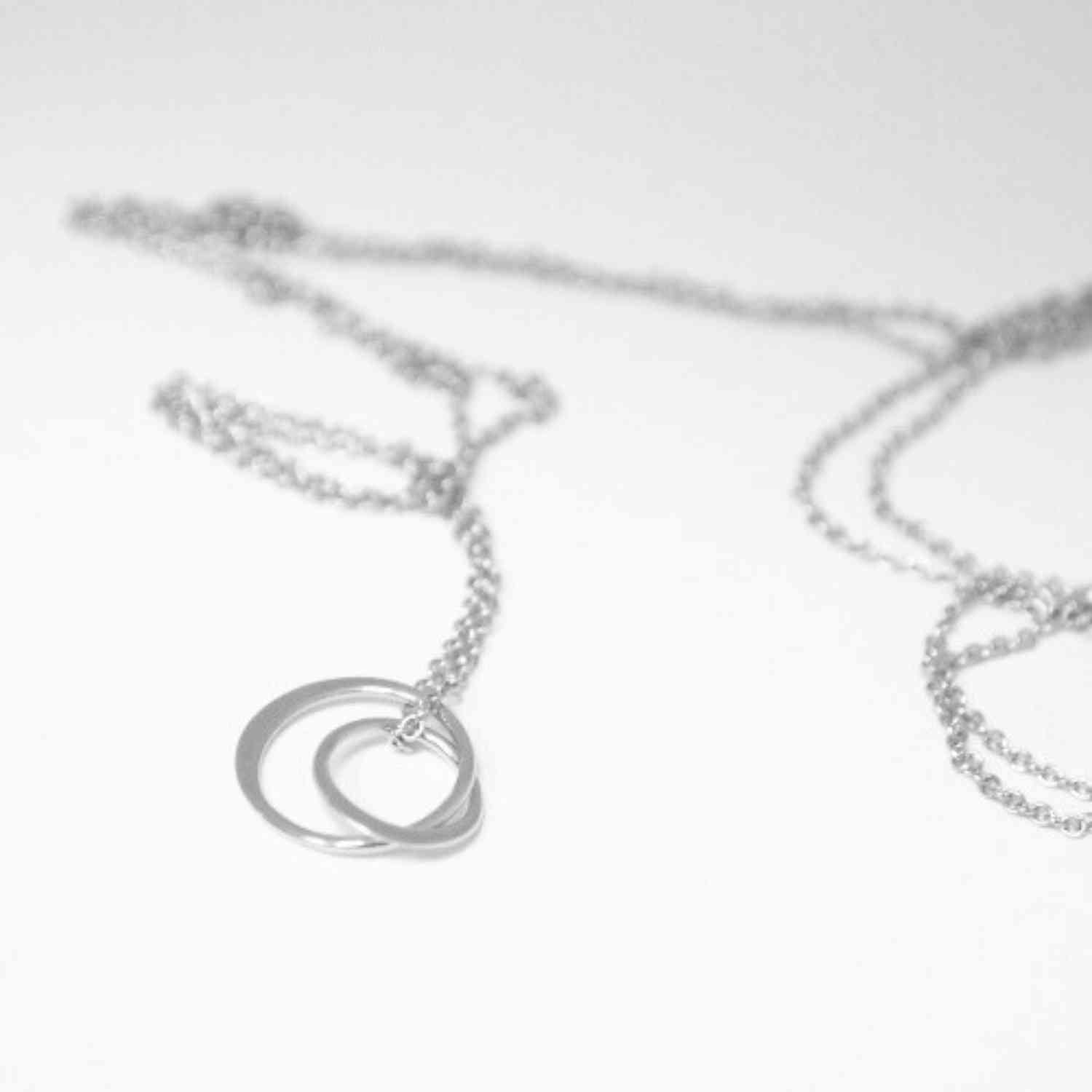 EVELYNE-M CURVACEOUS | Double Eclipse - Necklace - Silver