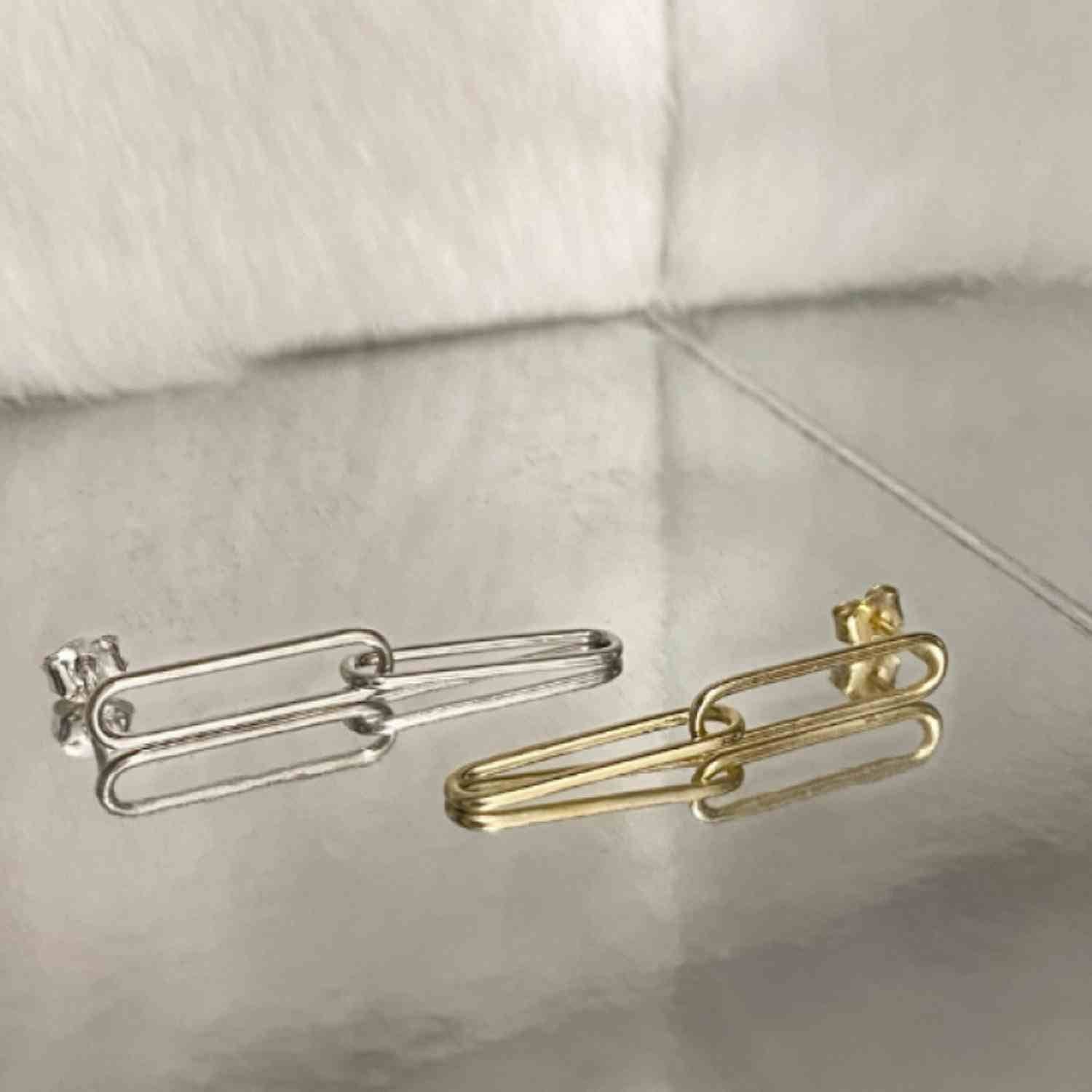 EVELYNE-M ELONGATED | Paperclip Heavy - Stud Earring - Gold
