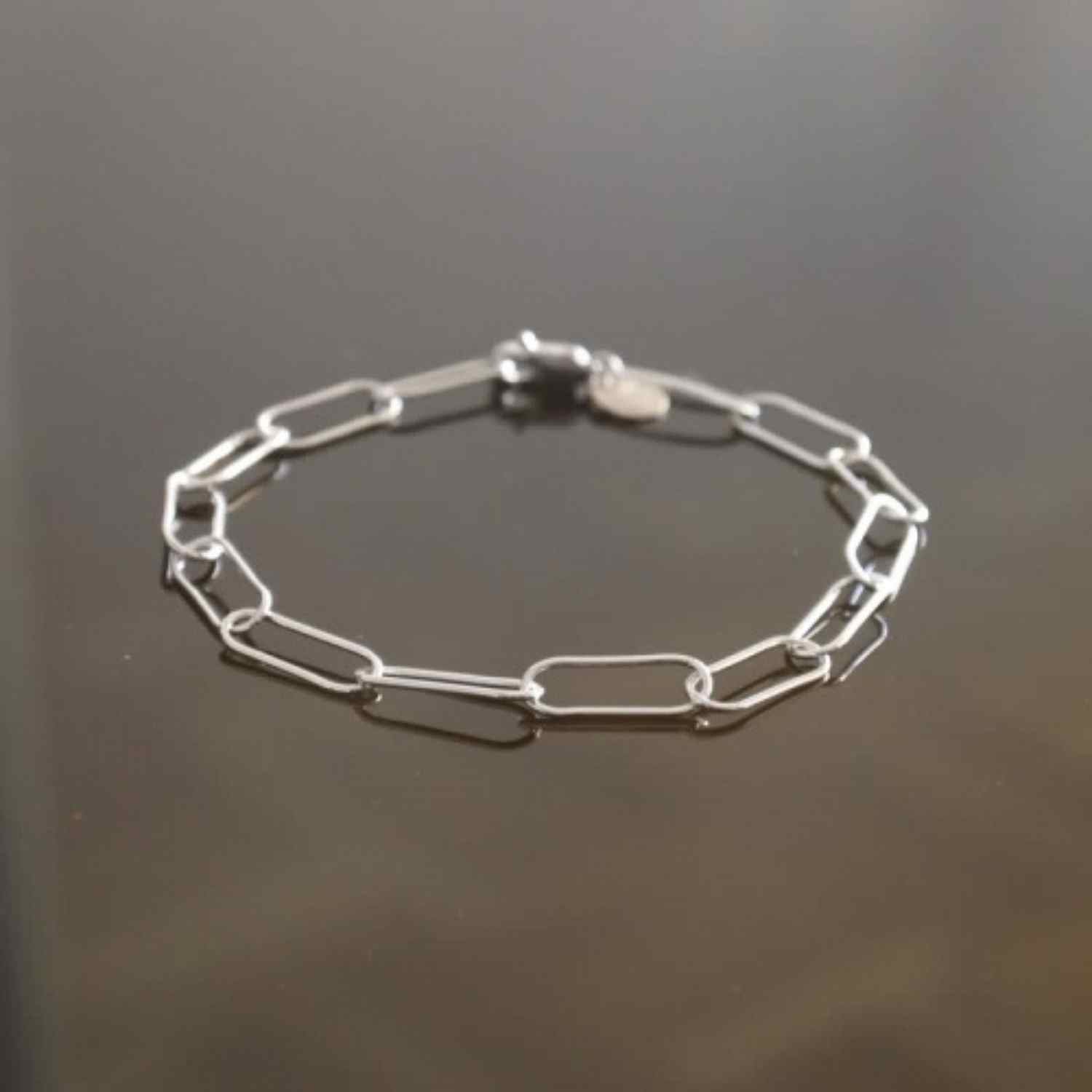 EVELYNE-M ELONGATED | Paperclip Light - Bracelet - Silver