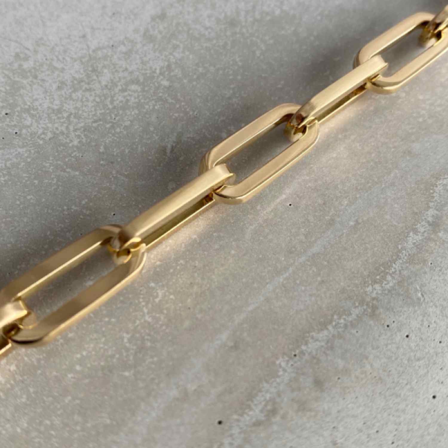 EVELYNE-M ELONGATED | Paperclip Ultra - Bracelet - 18 Karat Gold