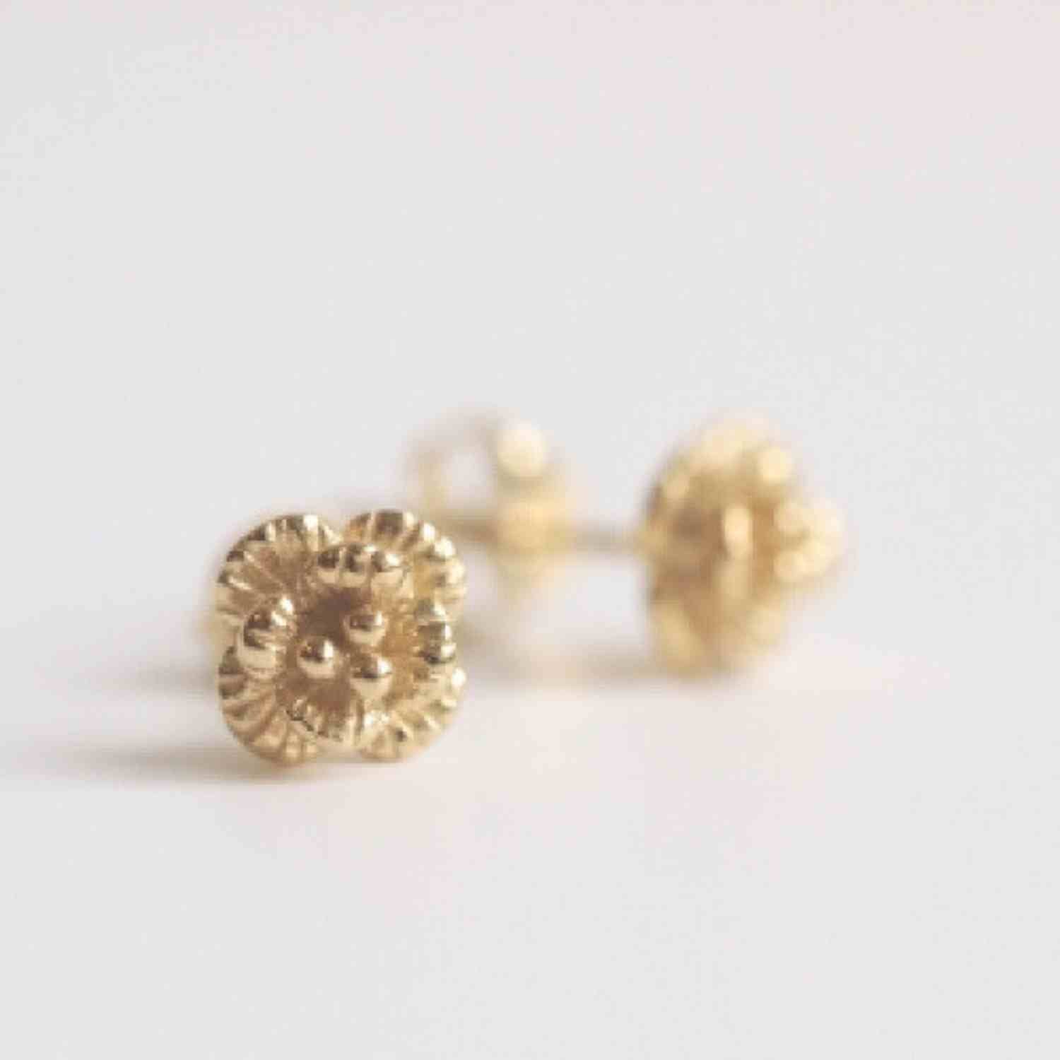 EVELYNE-M GARDEN EDEN | Rose - Stud Earring - Gold