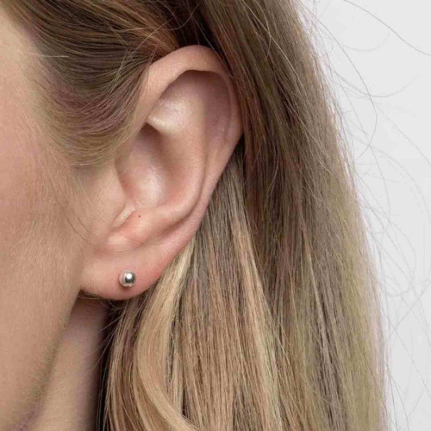 EVELYNE-M LUNAMOTION | Meteoroid 4 - Stud Earring - Silver
