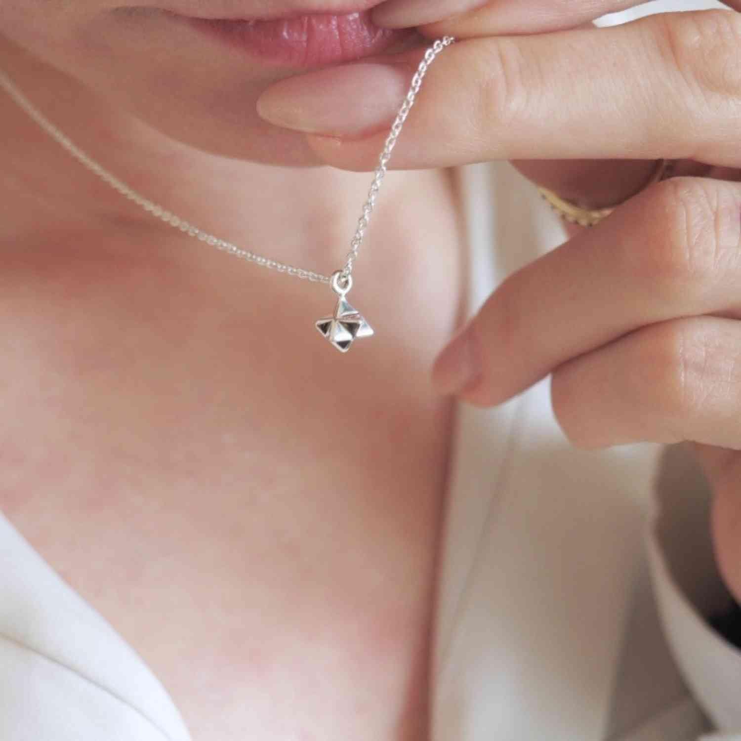 EVELYNE-M ONEIRO | Stella Octangula - Necklace - Silver