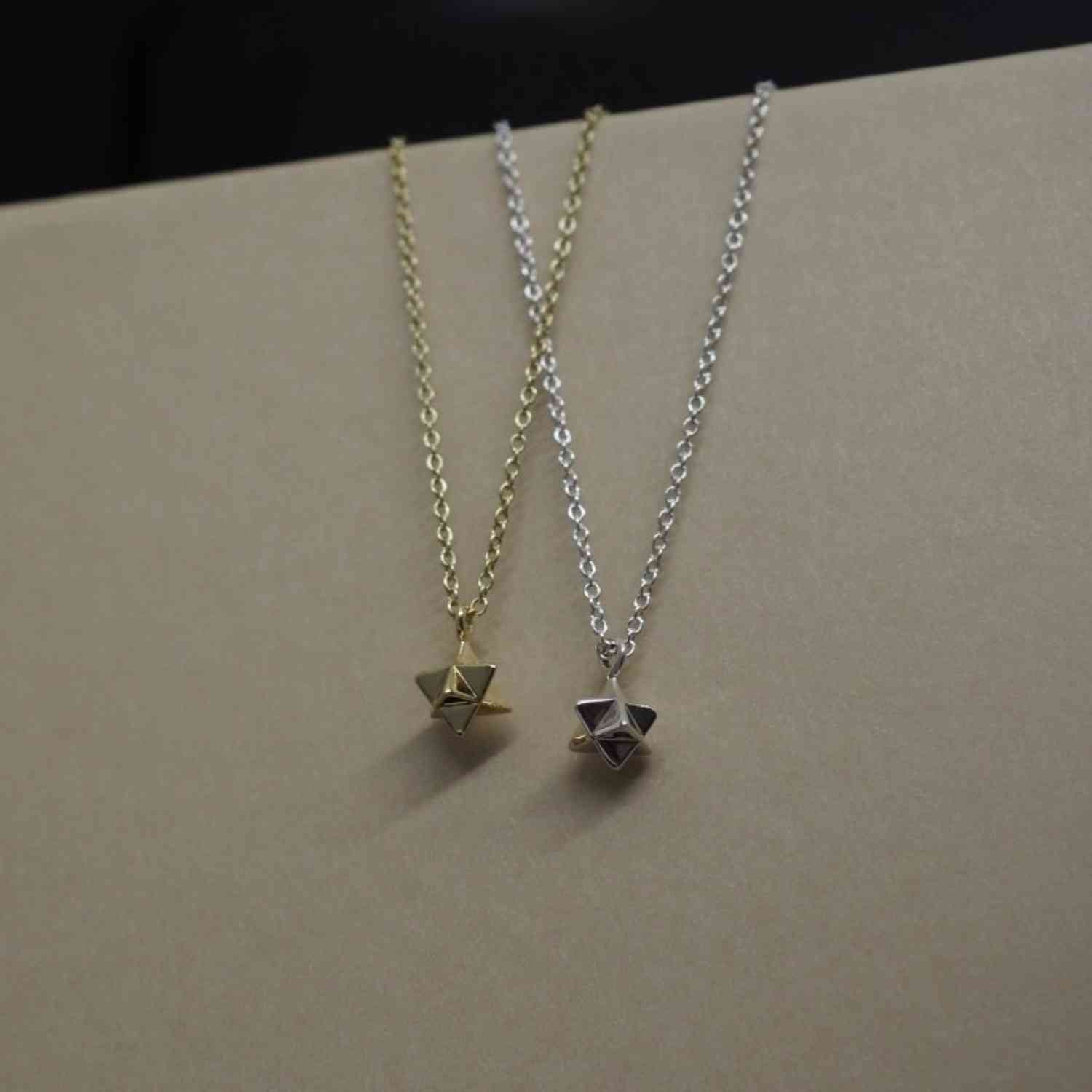 EVELYNE-M ONEIRO | Stella Octangula - Necklace - Silver