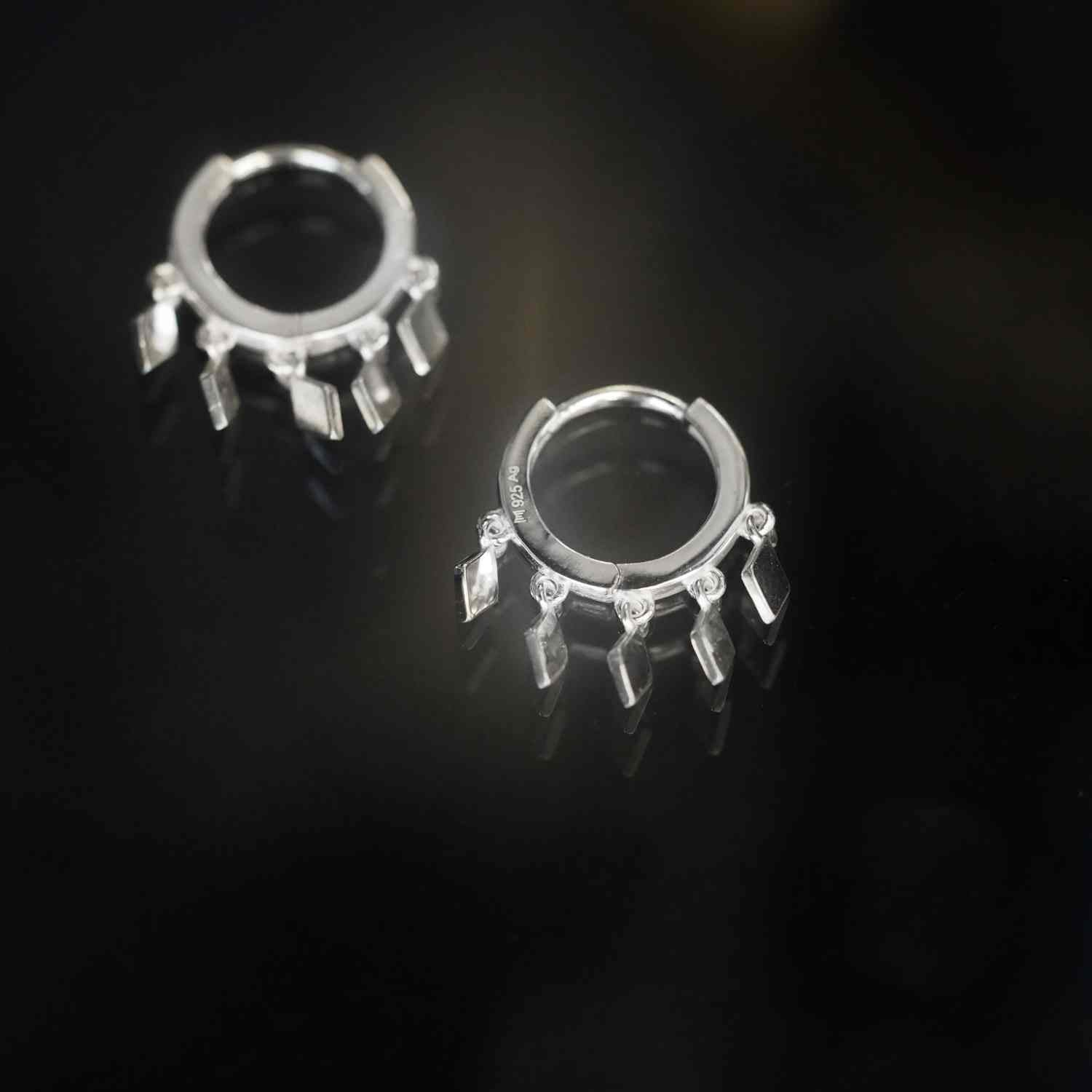 EVELYNE-M OPALIA | Rhombique - Huggie Creole - Silver