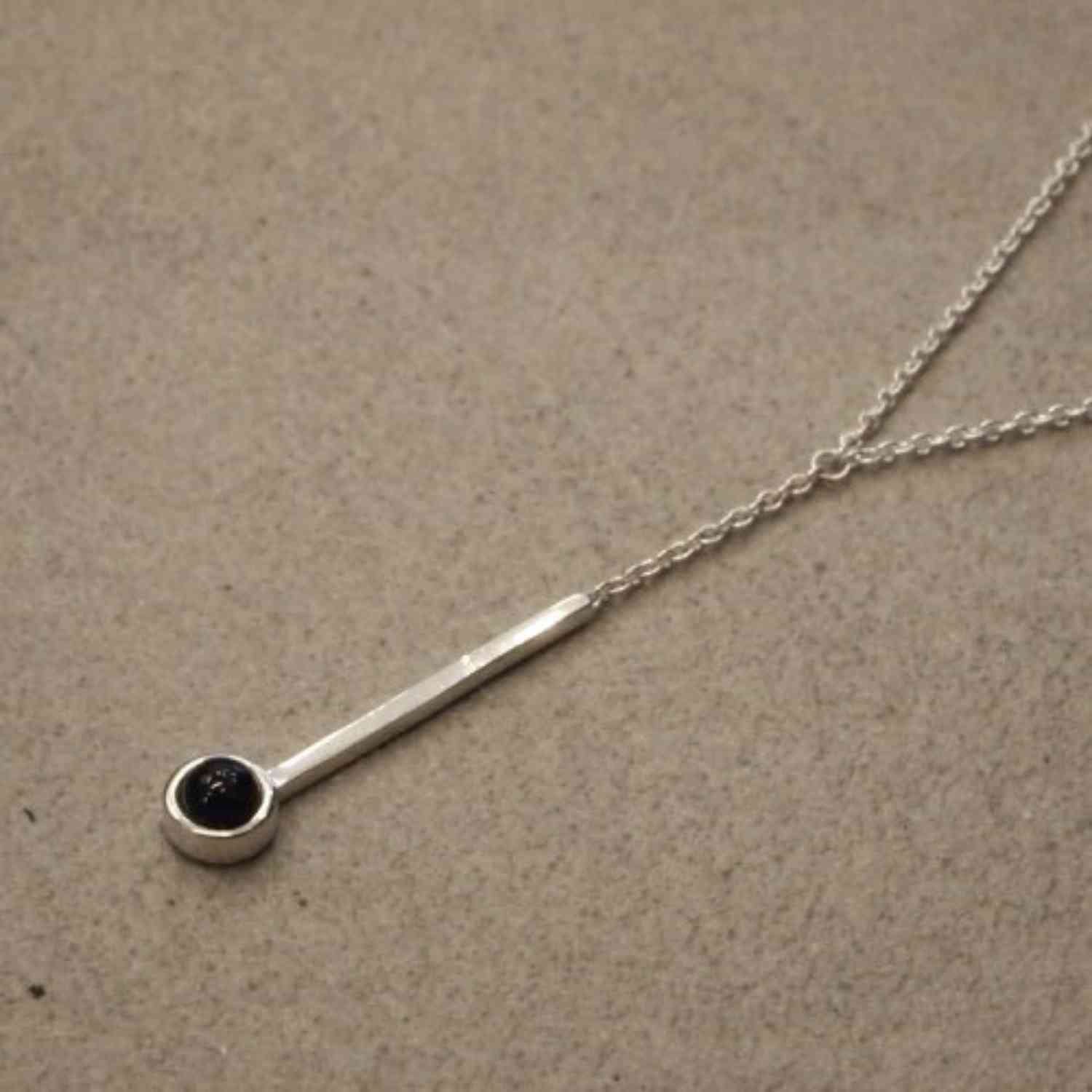 EVELYNE-M 40-45cm PETIT POINT | Black Onyx Sputnik - Y-Necklace - Silver