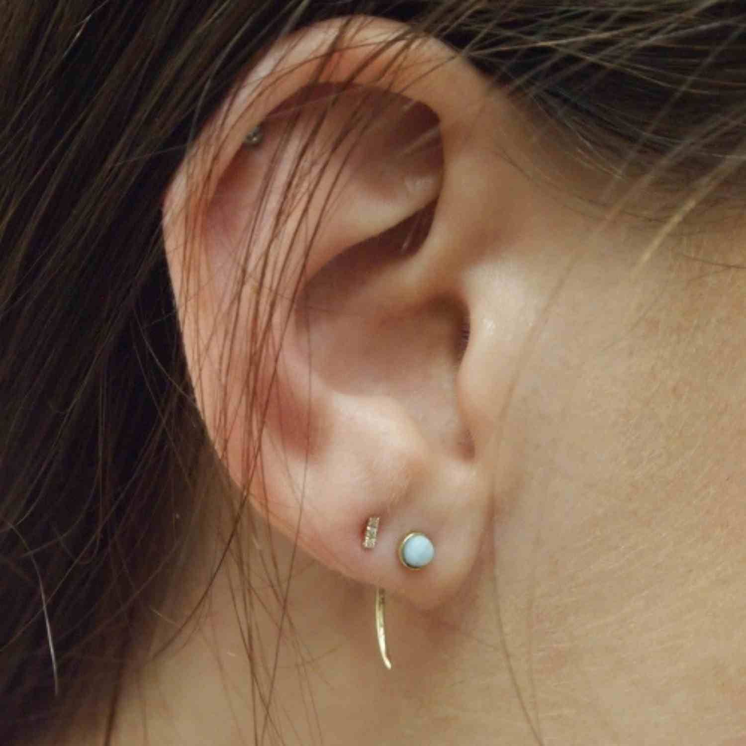 EVELYNE-M PETIT POINT | Larimar - EarSpike - 18 Karat Gold
