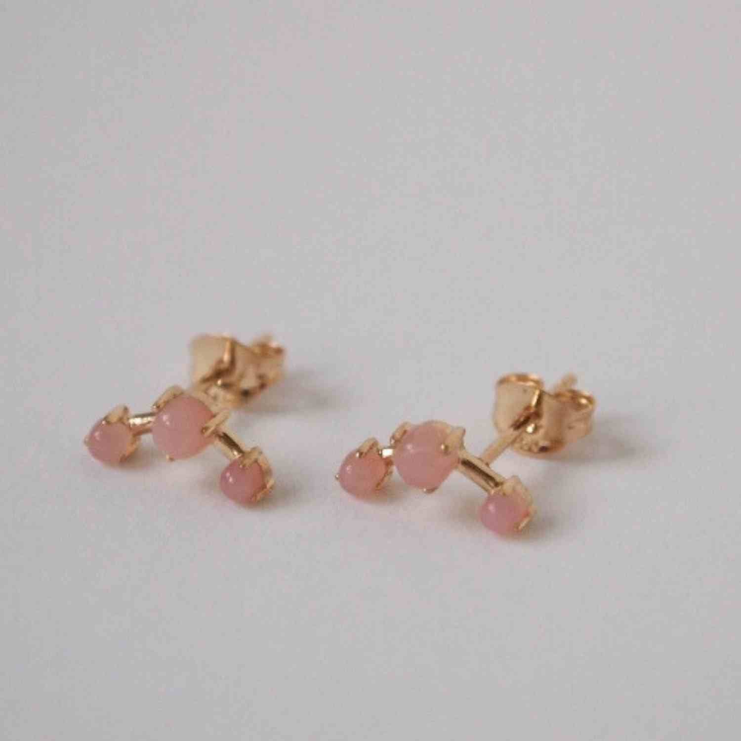 EVELYNE-M PETIT POINT | Pink Opal Musca Constellation - Stud Earring - 18 Karat Gold