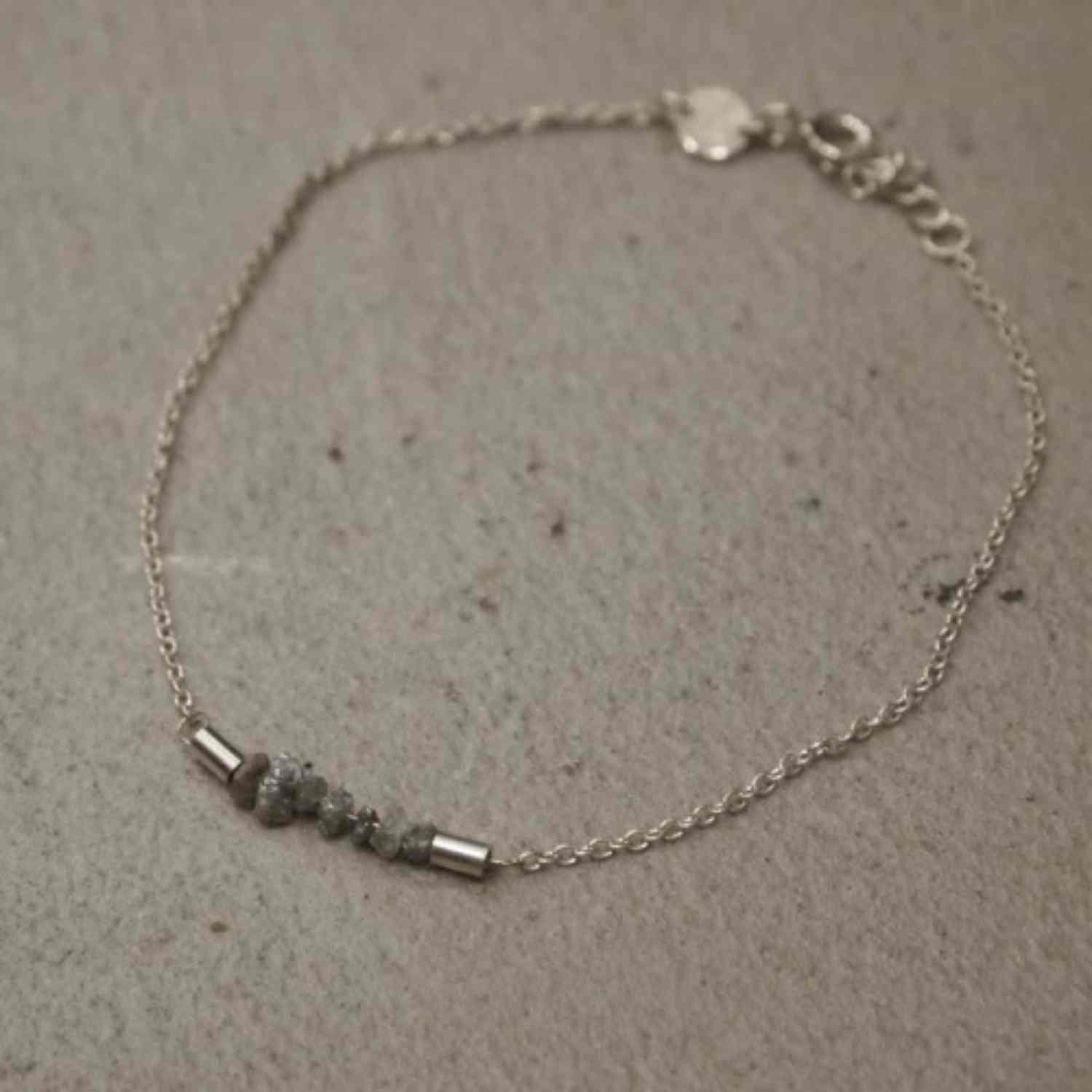 EVELYNE-M ROCKS | Grey Rough Diamond - Bracelet - Silver