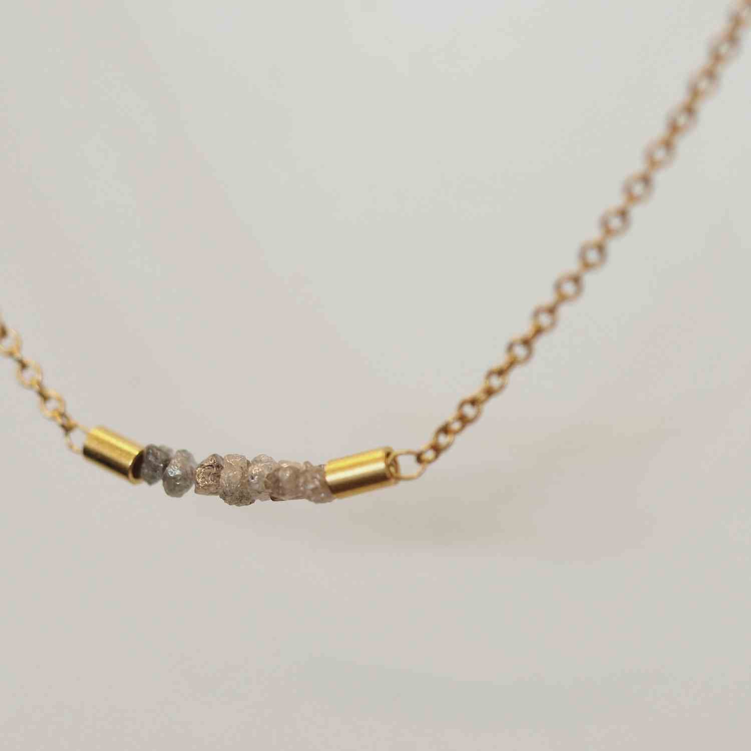 EVELYNE-M 42.5cm ROCKS | Grey Rough Diamond - Necklace - Gold