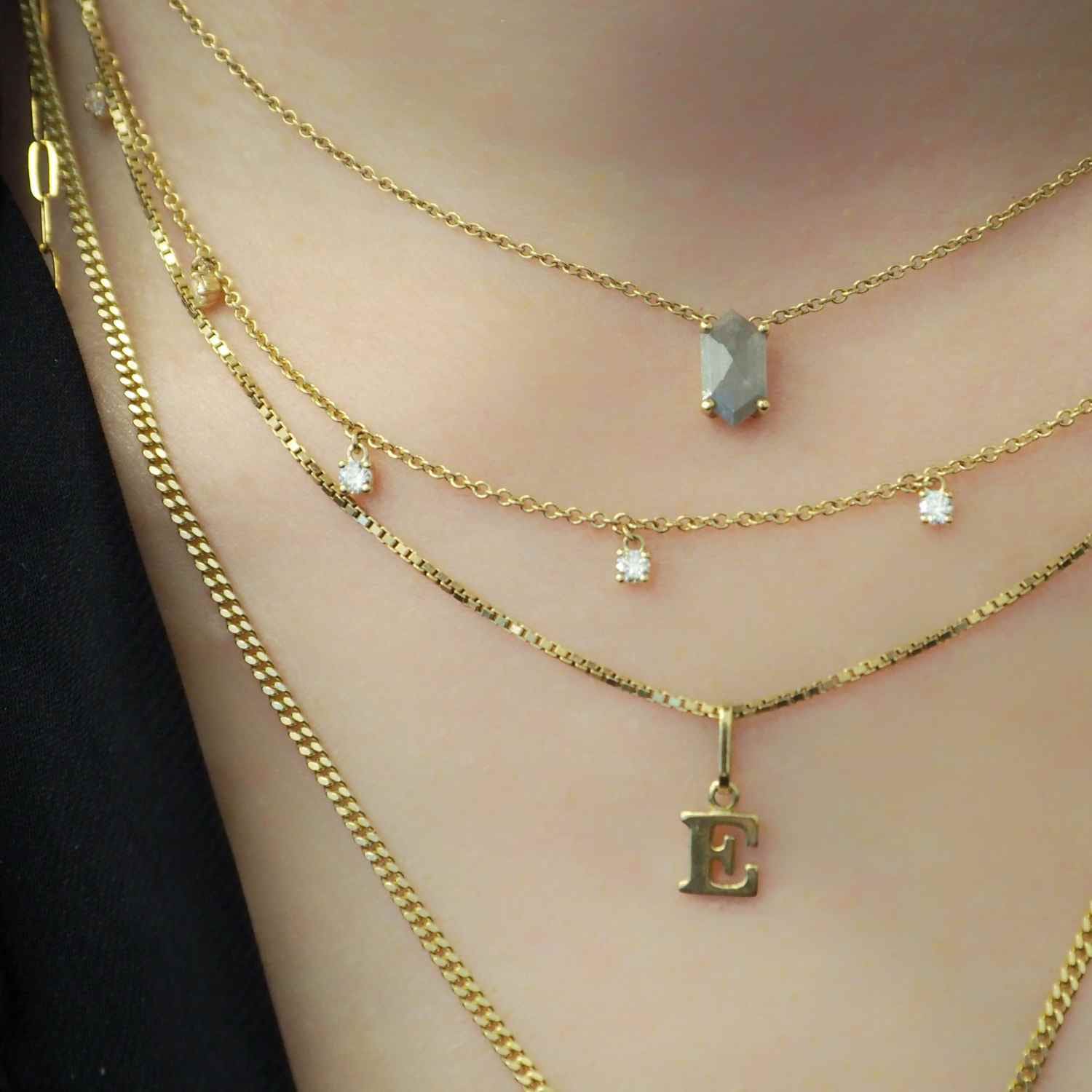 EVELYNE-M 40-42-45cm SOLITAIRE | Seven Diamond White - Necklace - 18 Karat Gold