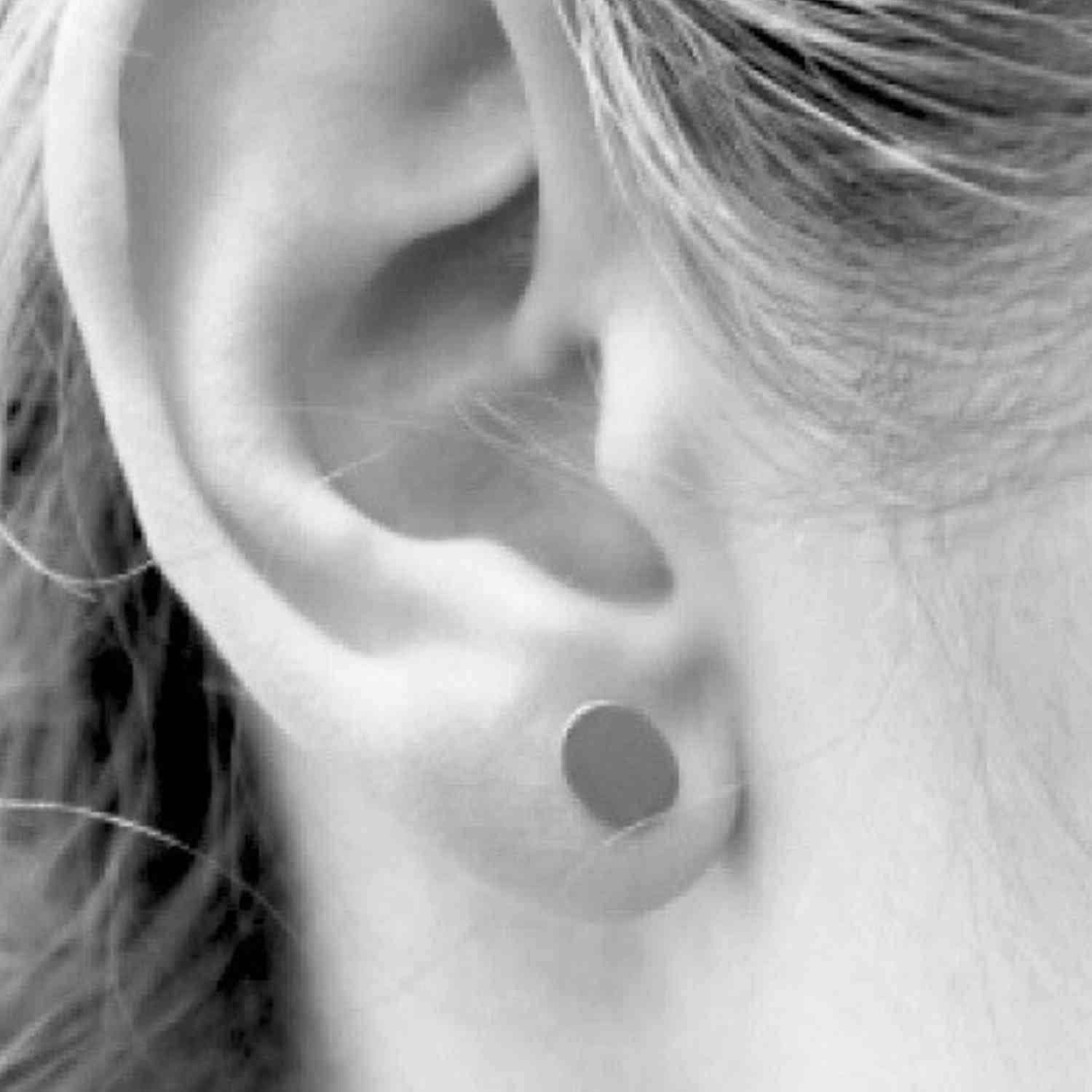 EVELYNE-M SOPHIE | Ellipse - Stud Earring - Gold