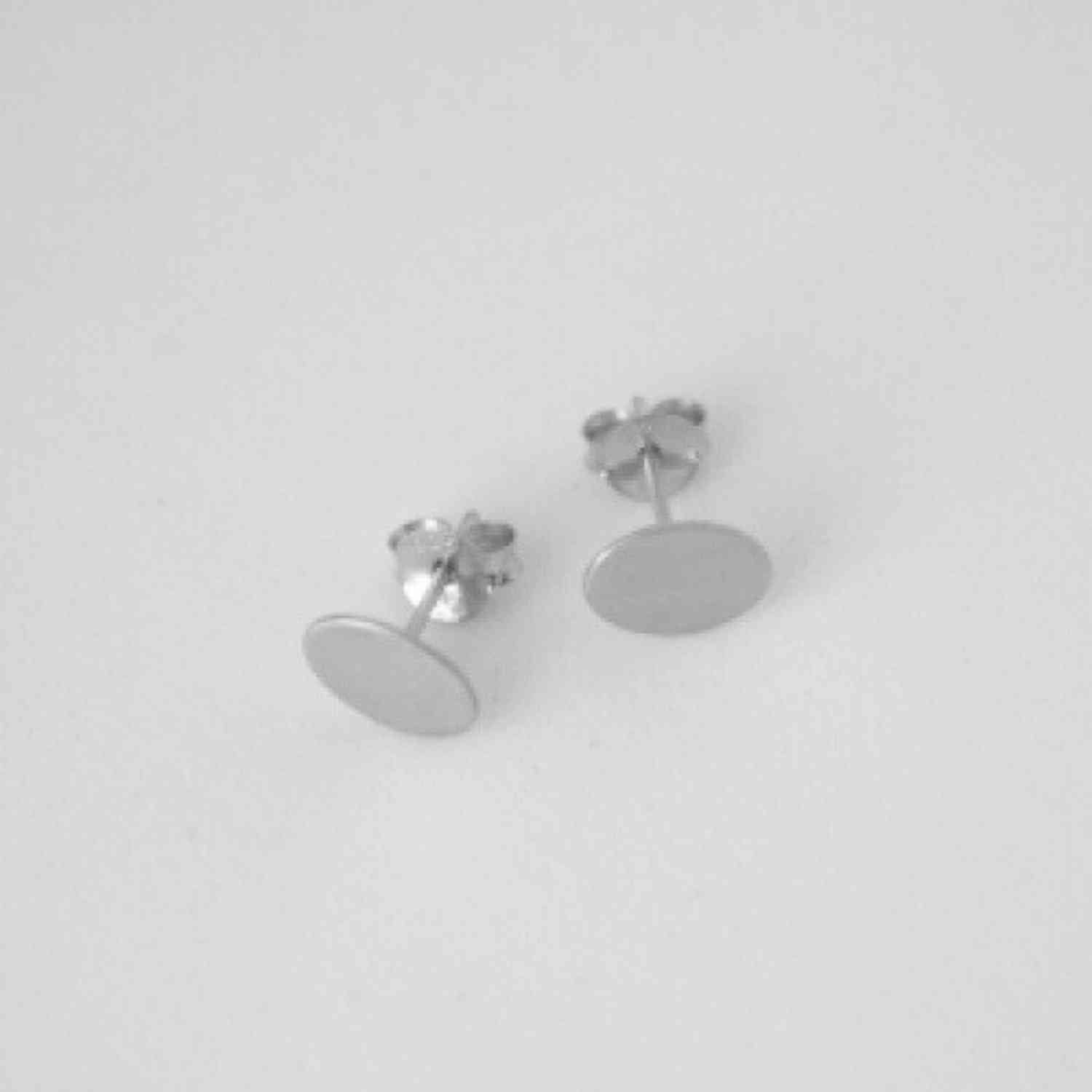 EVELYNE-M SOPHIE | Ellipse - Stud Earring - Silver