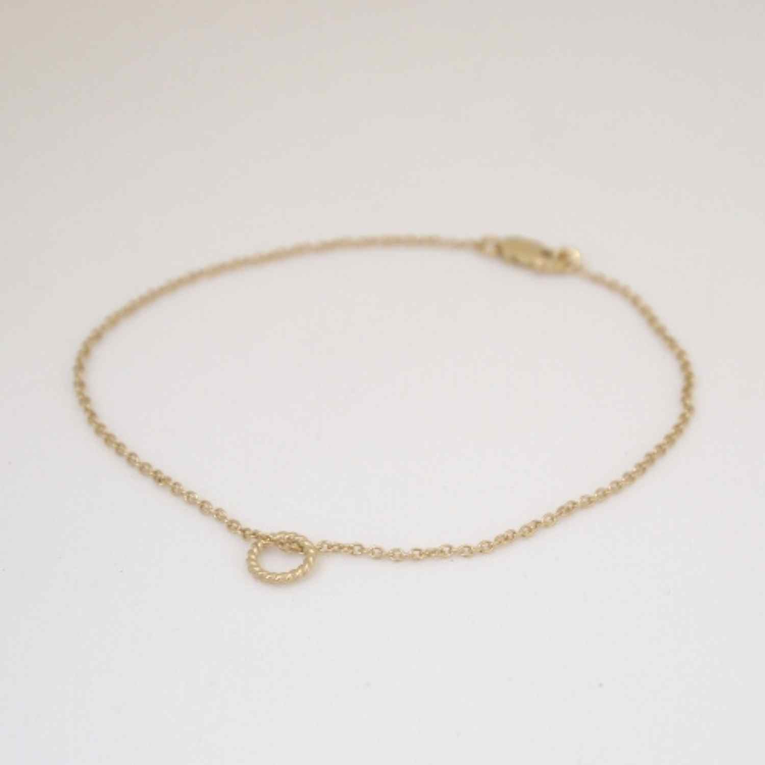 EVELYNE-M SOPHIE | One Circle - Bracelet - Gold