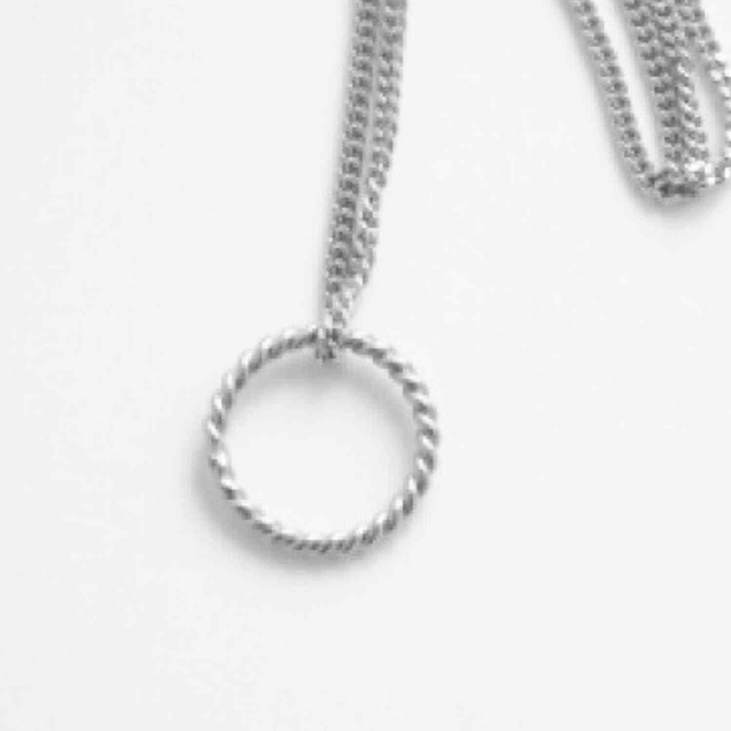 EVELYNE-M SOPHIE | One Circle - Necklace - Silver