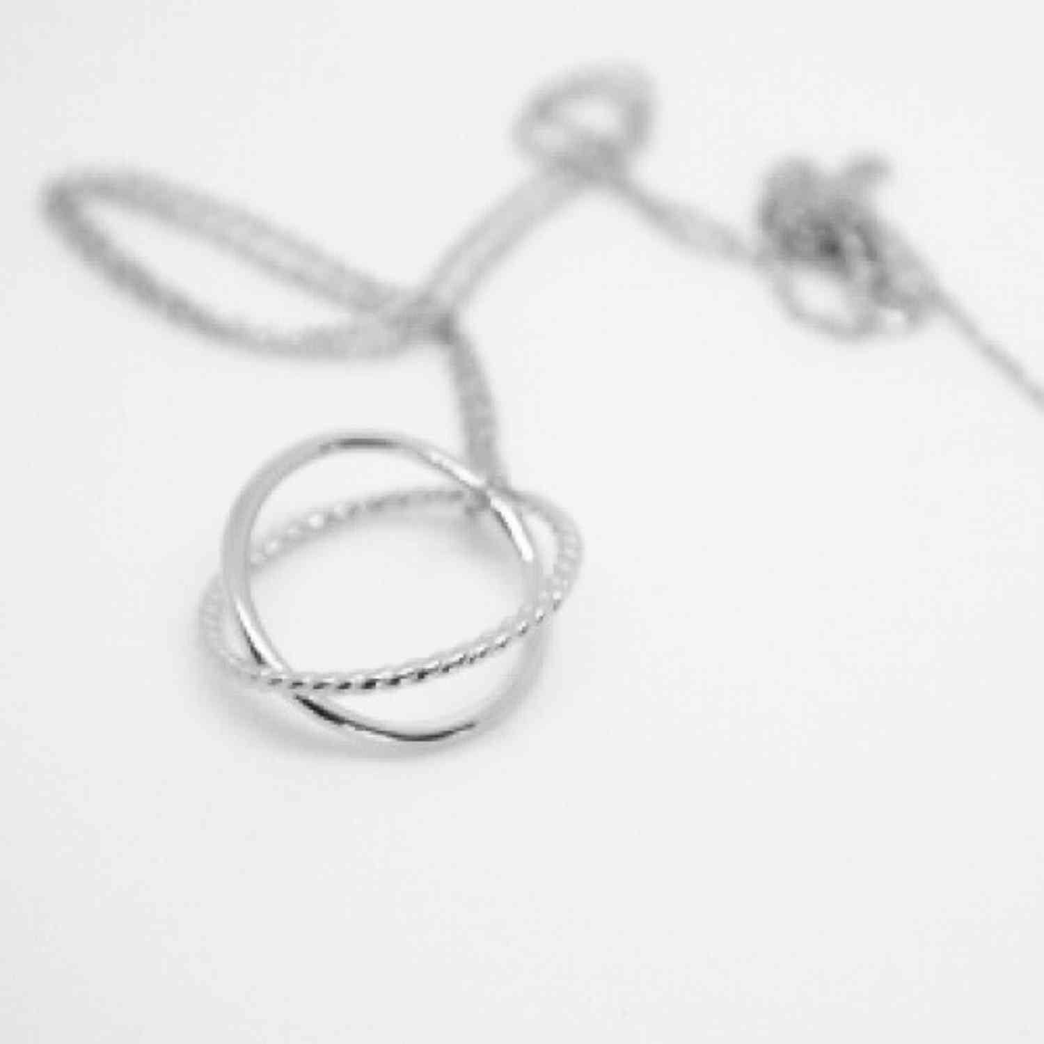 EVELYNE-M SOPHIE | Saturn - Necklace - Silver