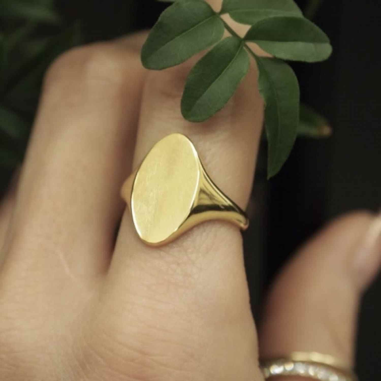 EVELYNE-M SOPHIE | Signet - Ring - 18 Karat Gold