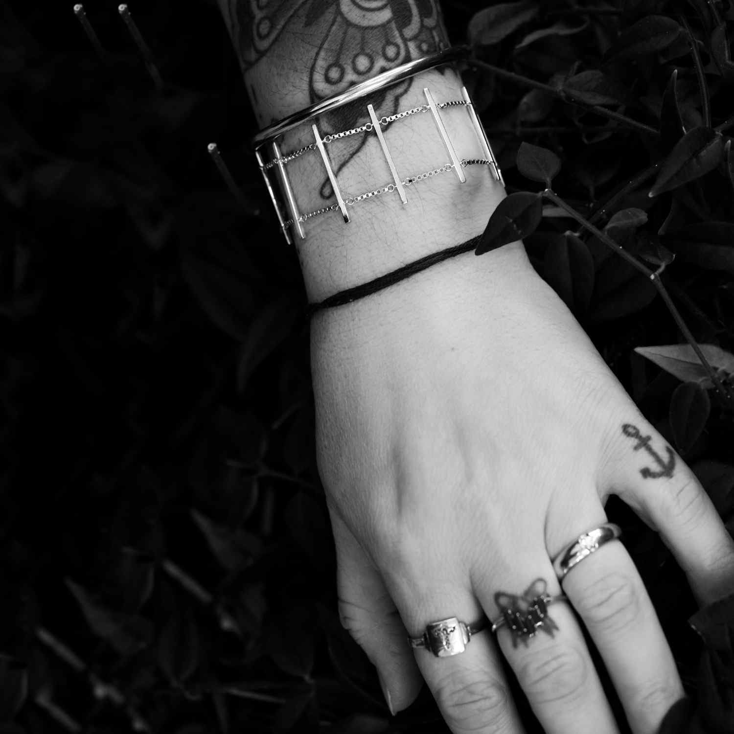 EVELYNE-M 14-18cm STRIPES&JOIST | Bar Row Mega - Bracelet - Silver