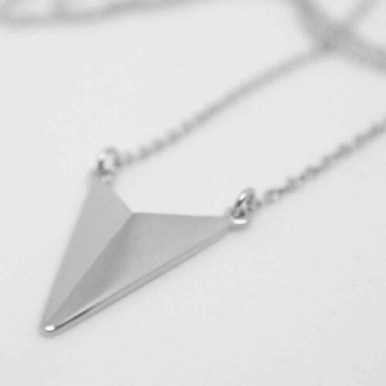 EVELYNE-M TRINITY | Shuttle - Necklace - Silver