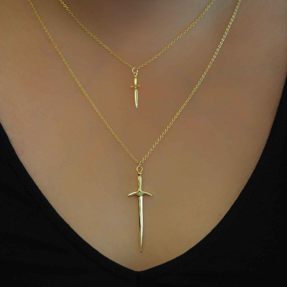 EVELYNE-M 60-65cm verstellbar ANIMORUM | Veil Sword Green Sapphire - Necklace - Gold