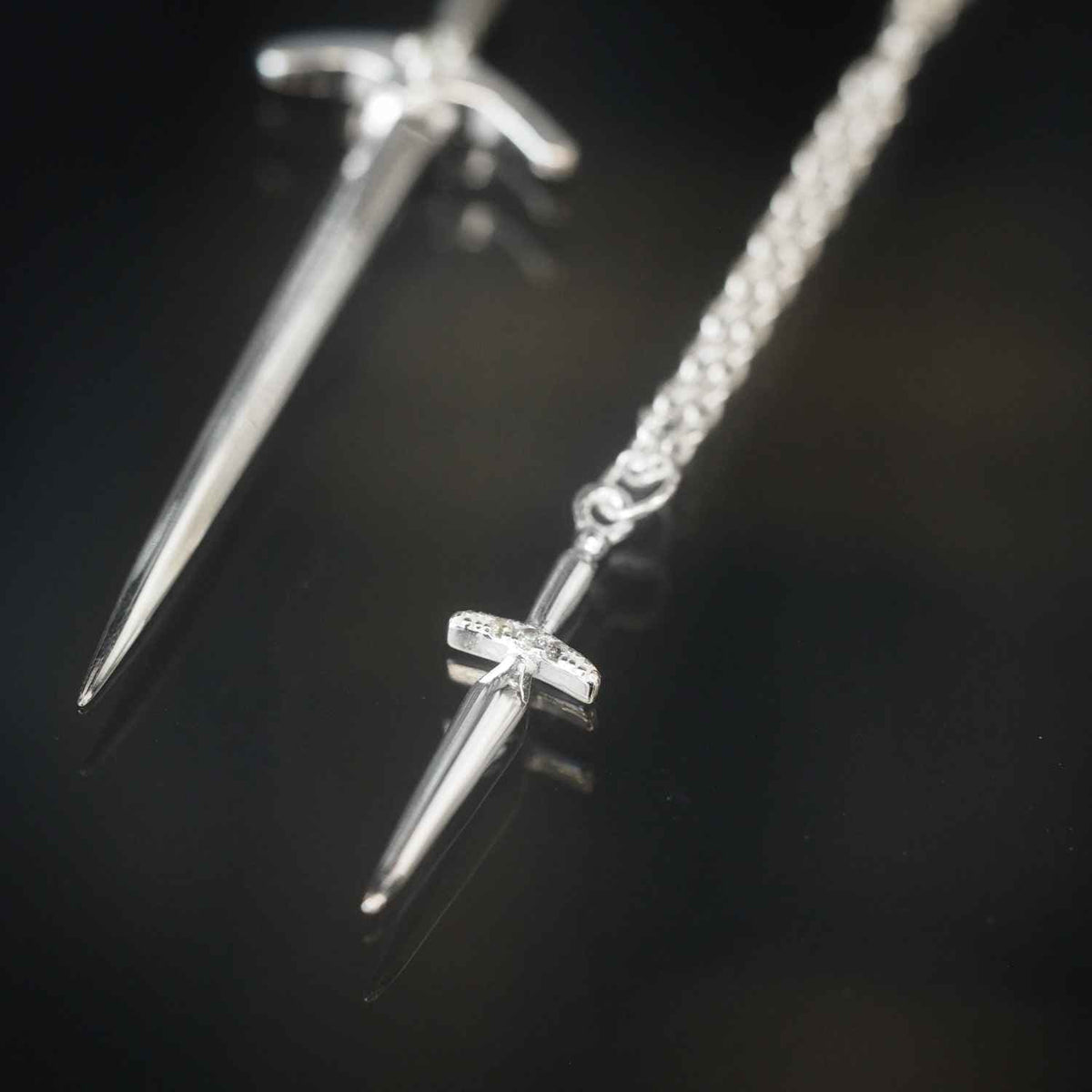 EVELYNE-M 60-65cm verstellbar ANIMORUM | Veil Sword Green Sapphire - Necklace - Silver