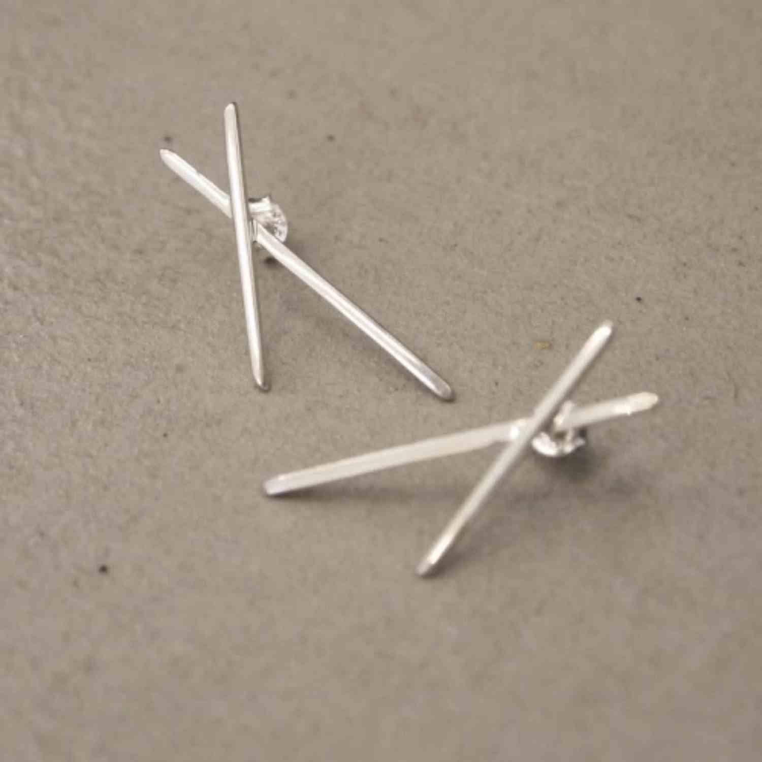 EVELYNE-M Paar ATMOS | X - Stud Earring - Silver