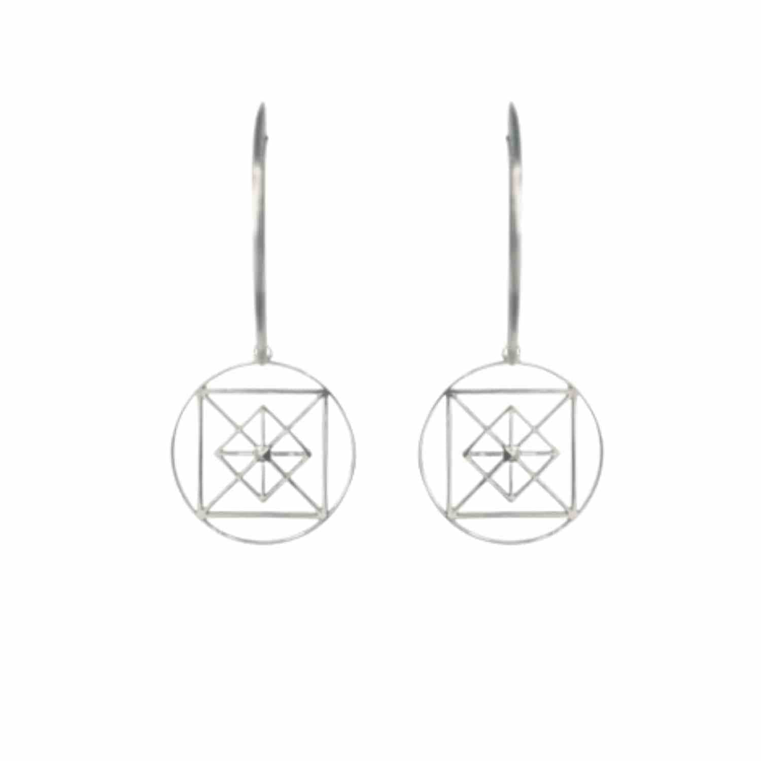 EVELYNE-M CLEOMETRA | Pyramid Geometry - Creole - Silver