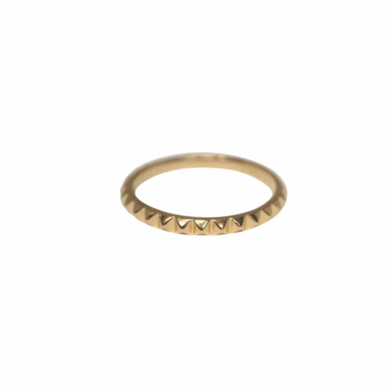 EVELYNE-M CLEOMETRA | Pyramid Rivets - Ring - Gold