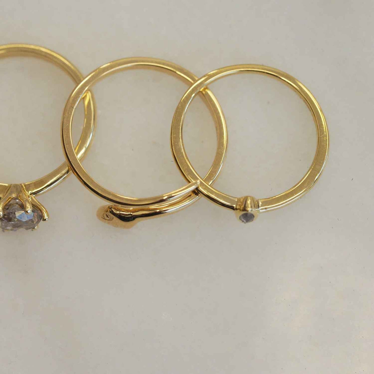 EVELYNE-M CLEOMETRA | Simple Mini Marquise SaltPepper Diamond - Ring - 18 Karat Gold