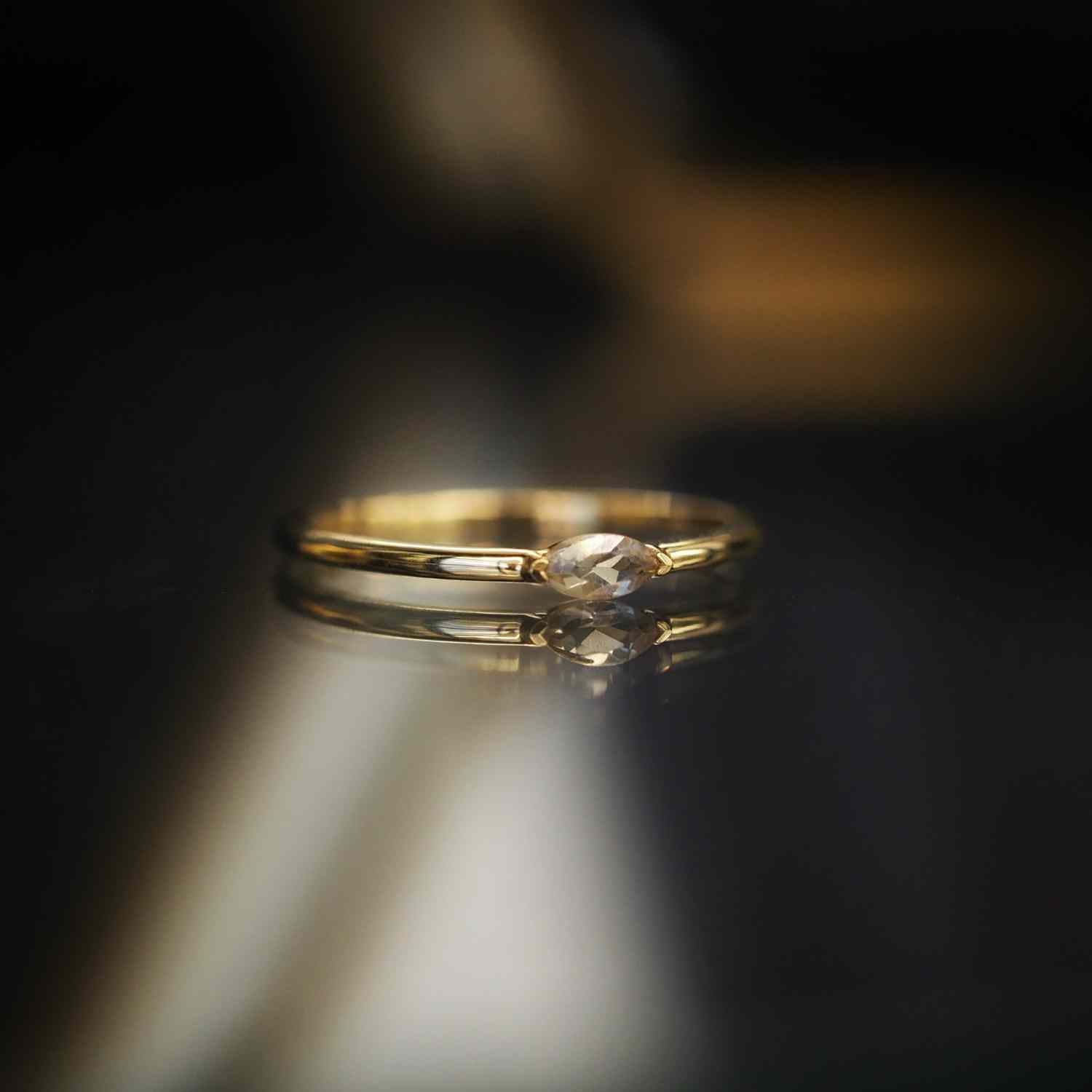 EVELYNE-M CURVACEOUS | Marquise Eye Smoky - Ring - 18 Karat Gold (LIMITED EDITION)