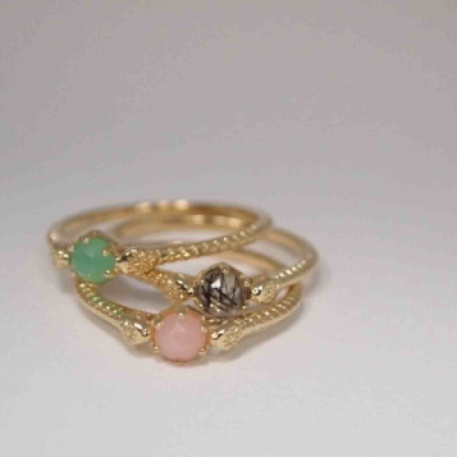 EVELYNE-M GARDEN EDEN | Snake Pink Opal - Ring - 18 Karat Gold