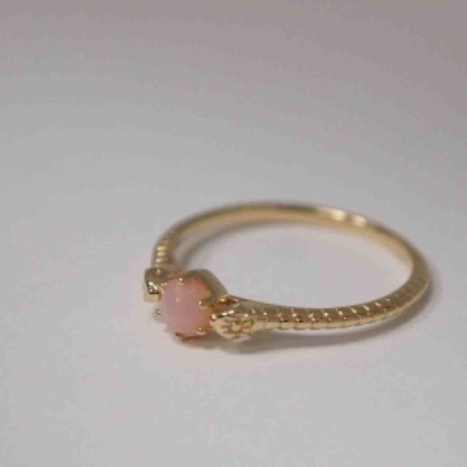 EVELYNE-M GARDEN EDEN | Snake Pink Opal - Ring - 18 Karat Gold