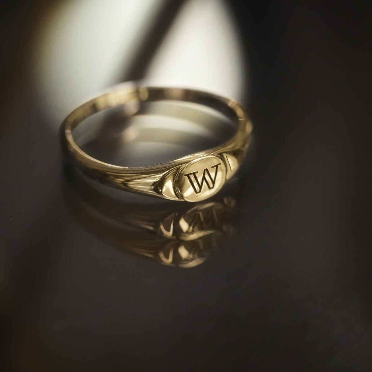 EVELYNE-M LUNAMOTION | Moon Signet - Ring - Gold + ENGRAVING