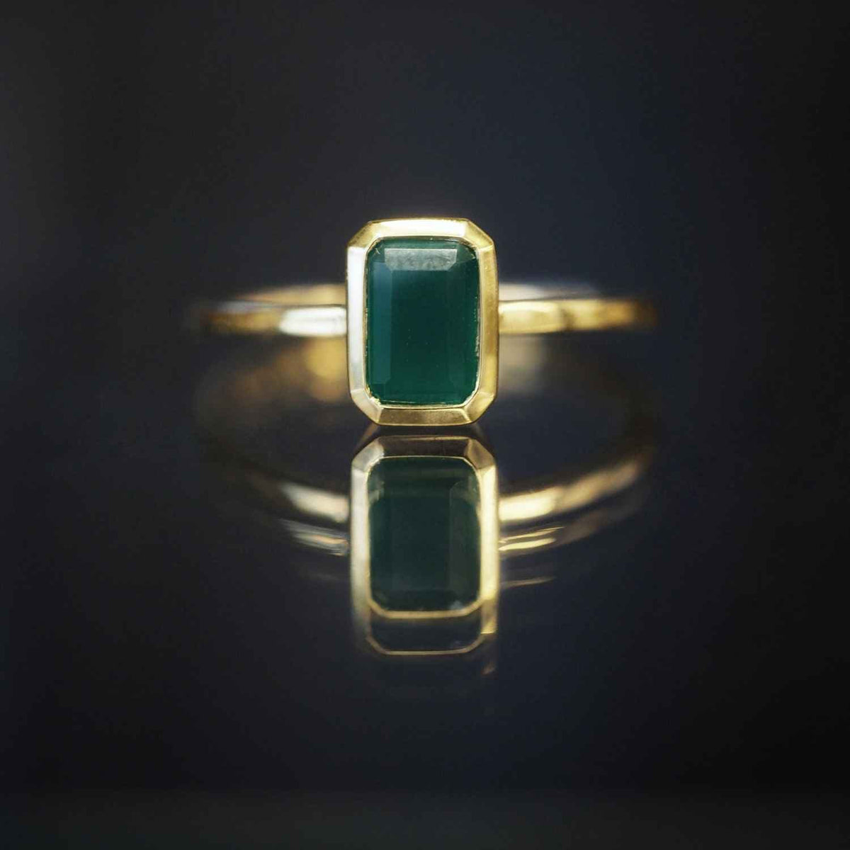EVELYNE-M METROPOLIS | Octagon Green Onyx - Ring - Gold