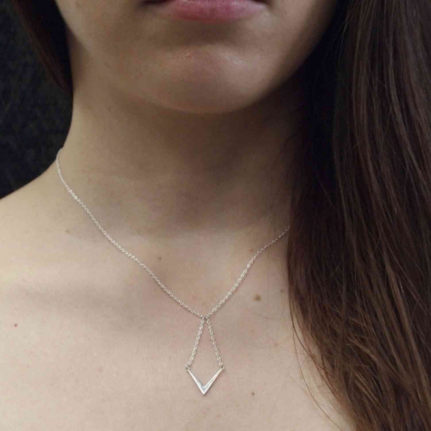 EVELYNE-M 38-42cm OPALIA | Arrow - Necklace - Silver