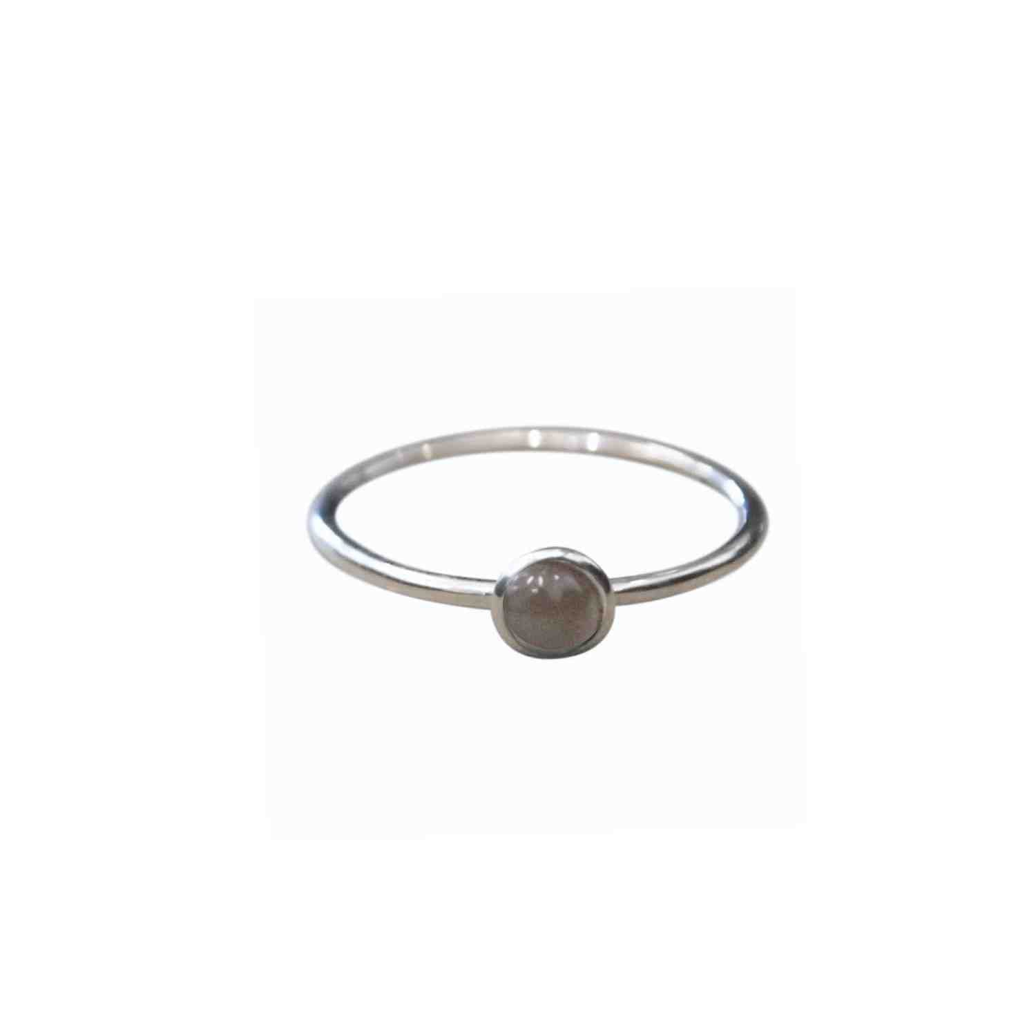 EVELYNE-M PETIT POINT | Grey Moonstone - Ring - Silver