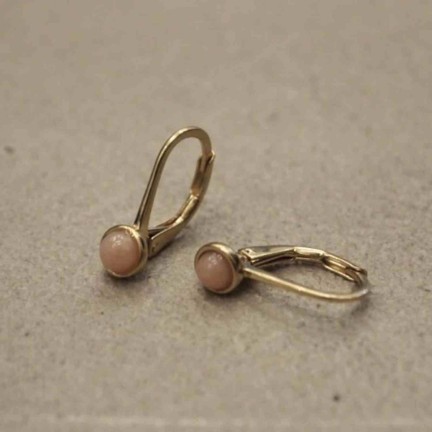 EVELYNE-M PETIT POINT | Pink Opal - Brisur Earring - Gold