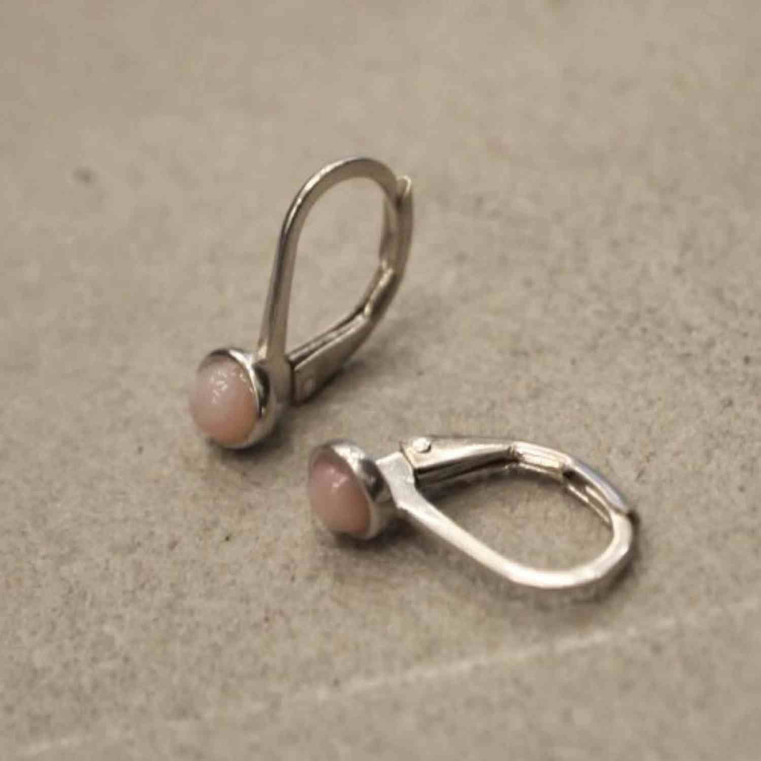 EVELYNE-M PETIT POINT | Pink Opal - Brisur Earring - Silver