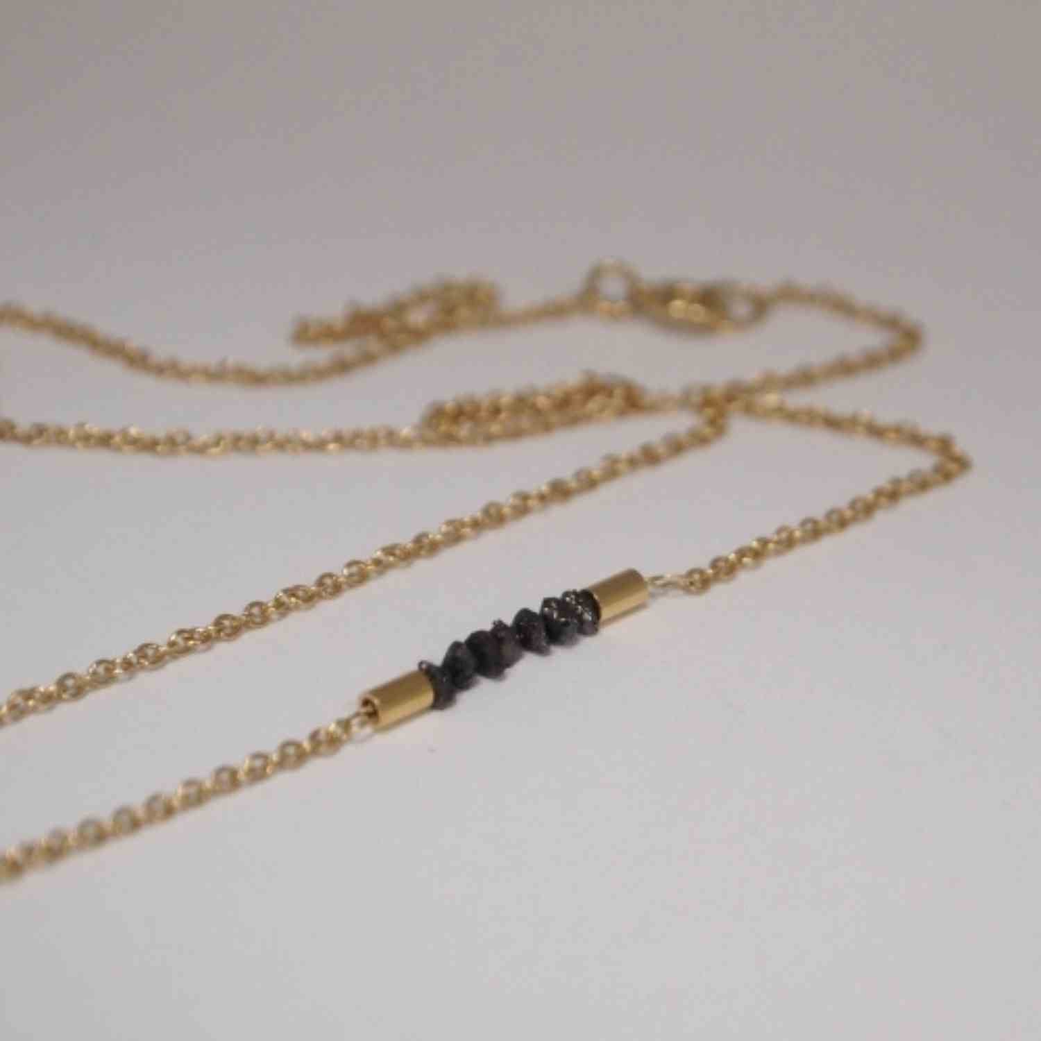 EVELYNE-M 42.5cm ROCKS | Black Rough Diamond - Necklace - Gold