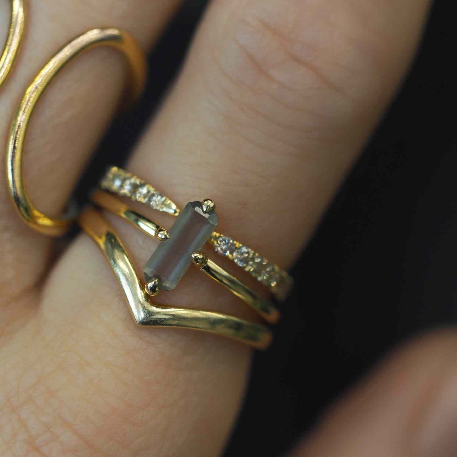 EVELYNE-M SMILODON | Claw Diamond Champagner - Ring - 18 Karat Gold