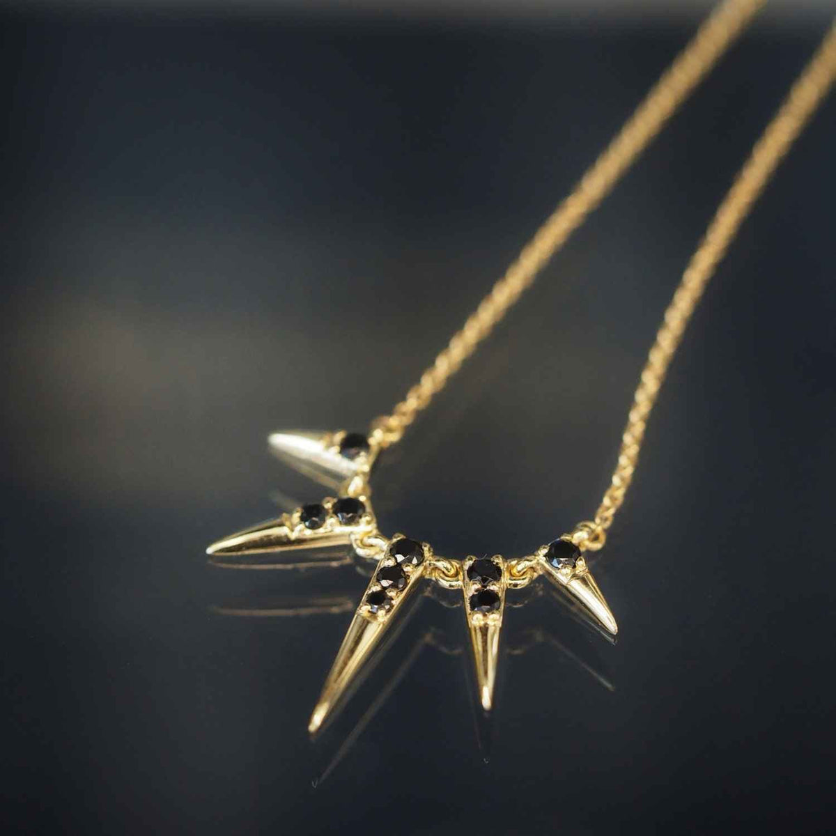 EVELYNE-M 43cm | 50cm SMILODON | Five Claws Black Onyx - Necklace - 18 Karat Gold