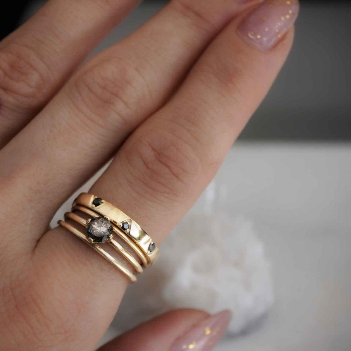 EVELYNE-M SMILODON | Tigress Black Onyx - Ring - 18 Karat Gold